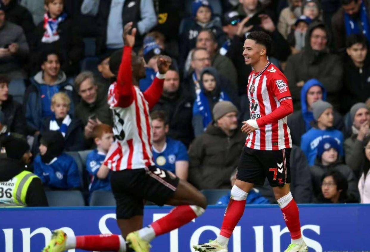 赛地聚焦——足总杯集结日热度飙升，波特兰开拓者门线救险，球迷炸锅，赛程密集仍需轮换的简单介绍