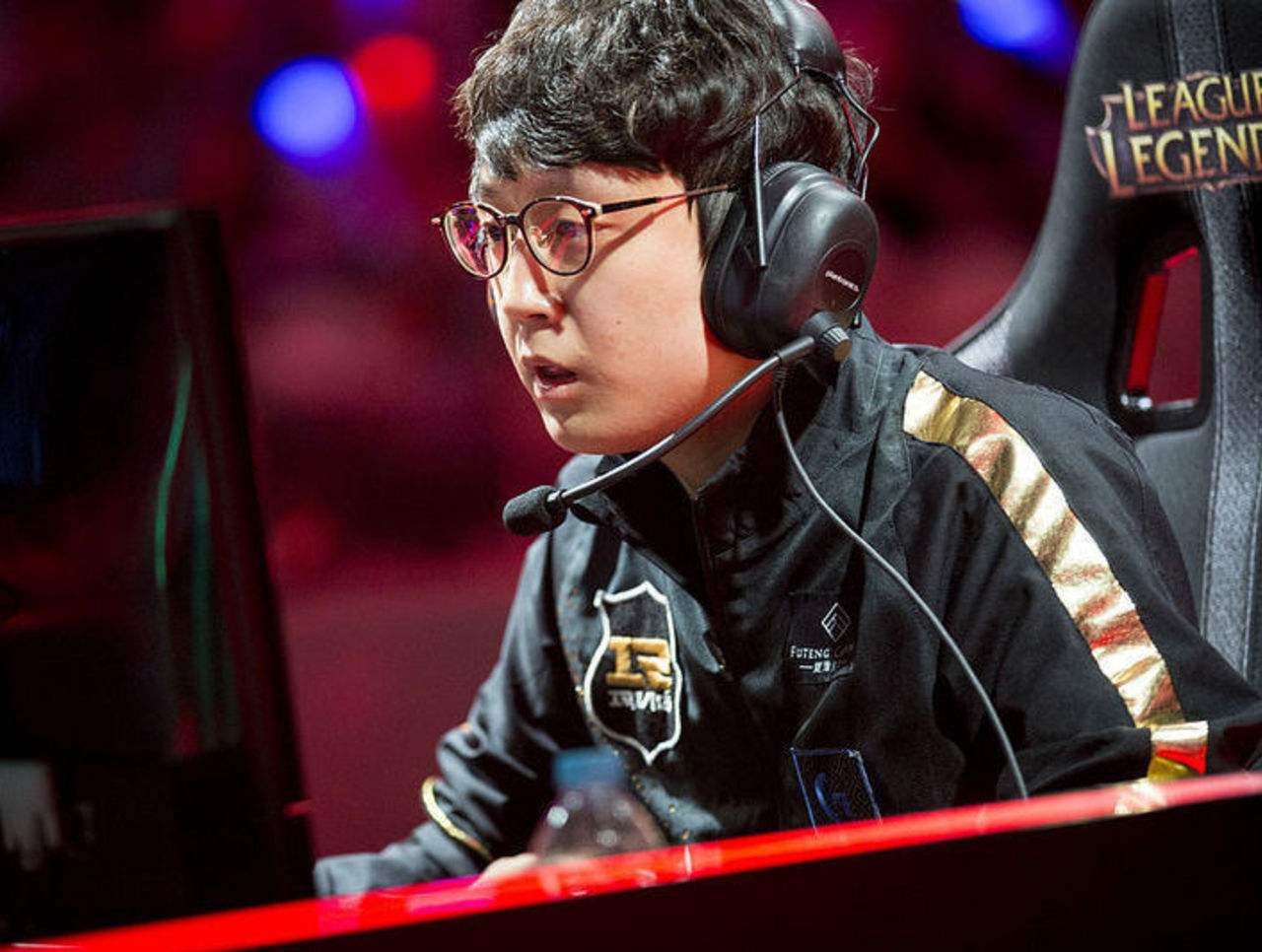 爱游戏-Faker迎来三赛季高光表现，篮网球迷沸腾！的简单介绍